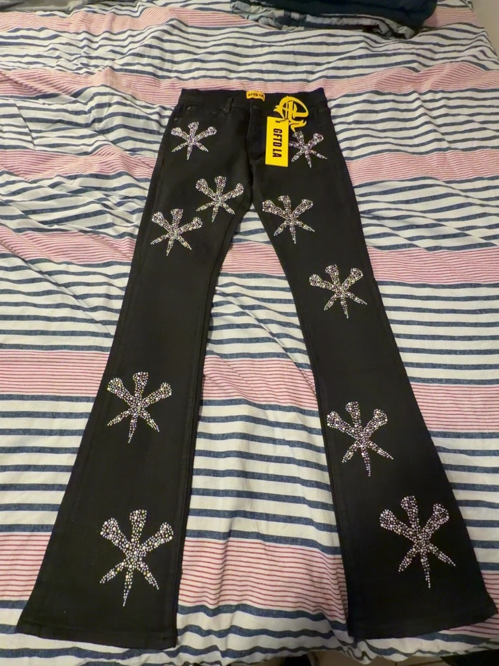 GTFD LA MENS Black Rhinestone Starburst Flared Jeans Flared